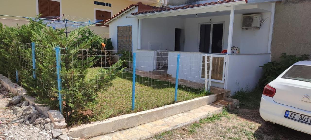 Luxury Seaside House With 2 Bathrooms Ksamil Exterior photo